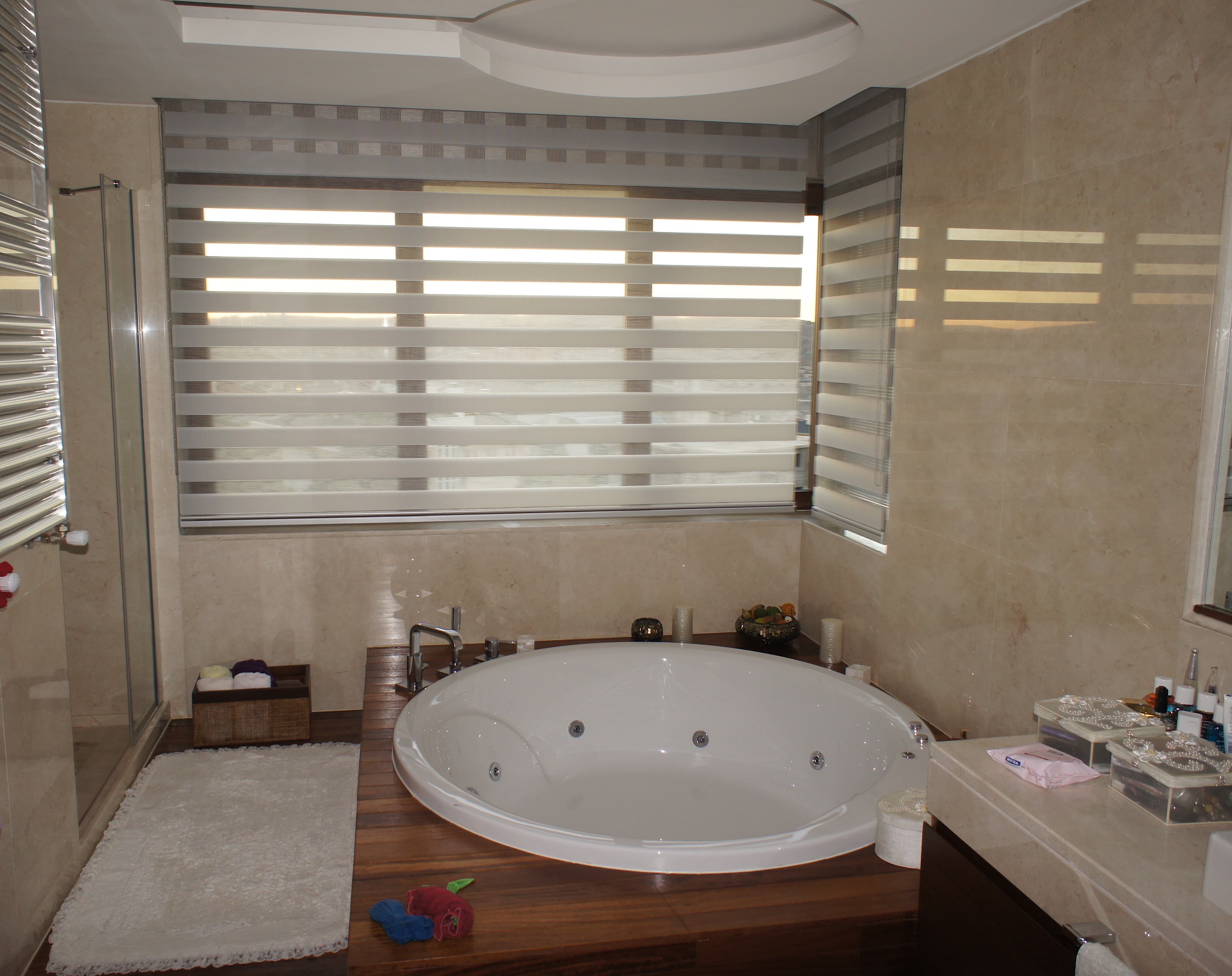 Banyo zebra perde