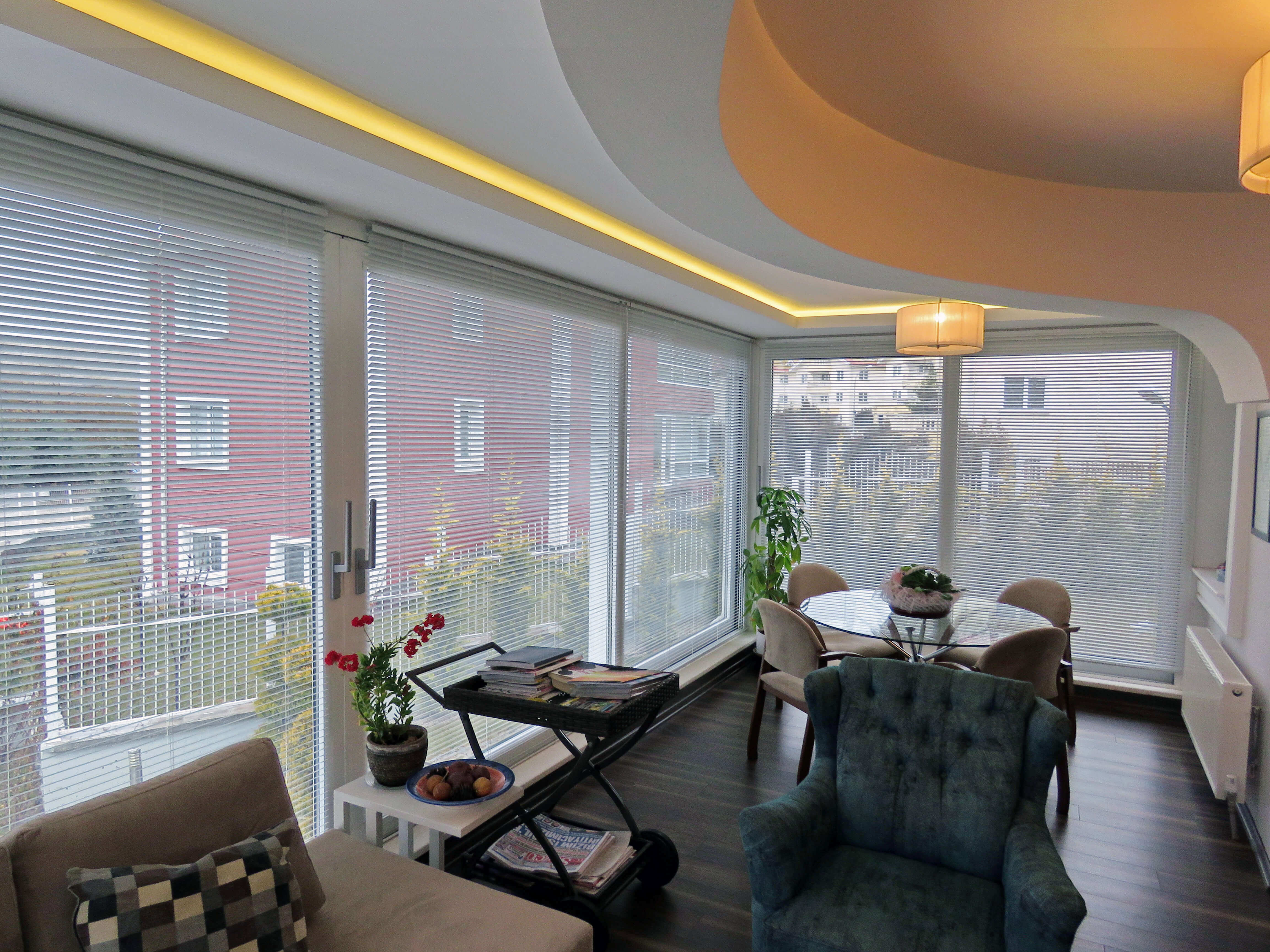 Beyaz metal jaluzi perde 25mm