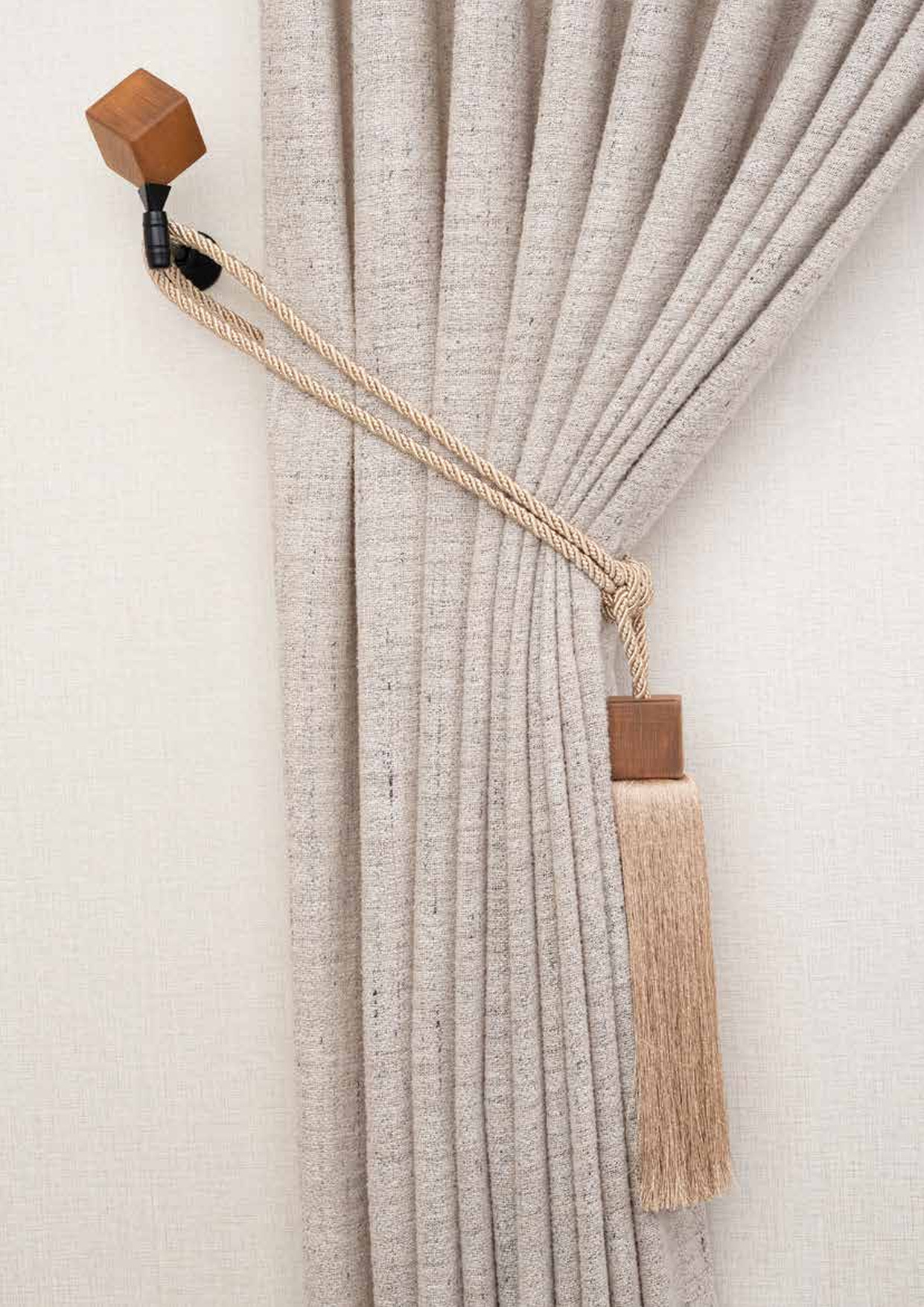 Curtain Tiebacks — image 70