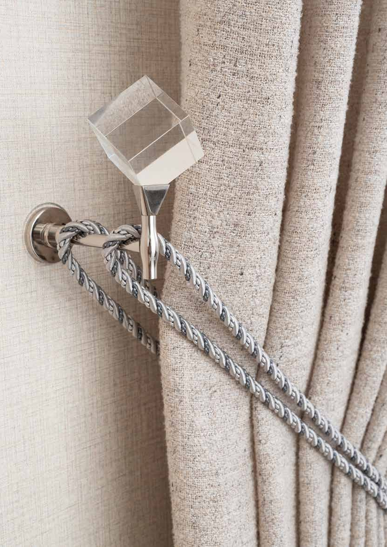 Curtain Tiebacks — image 86