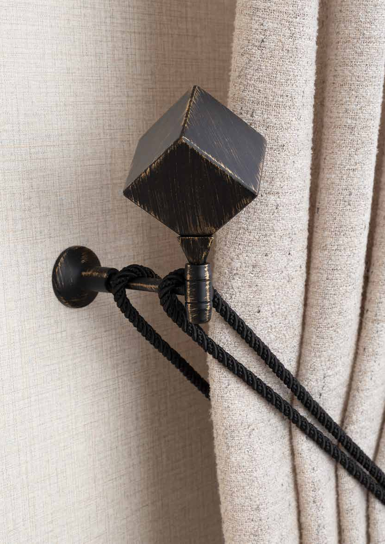 Curtain Tiebacks — image 32