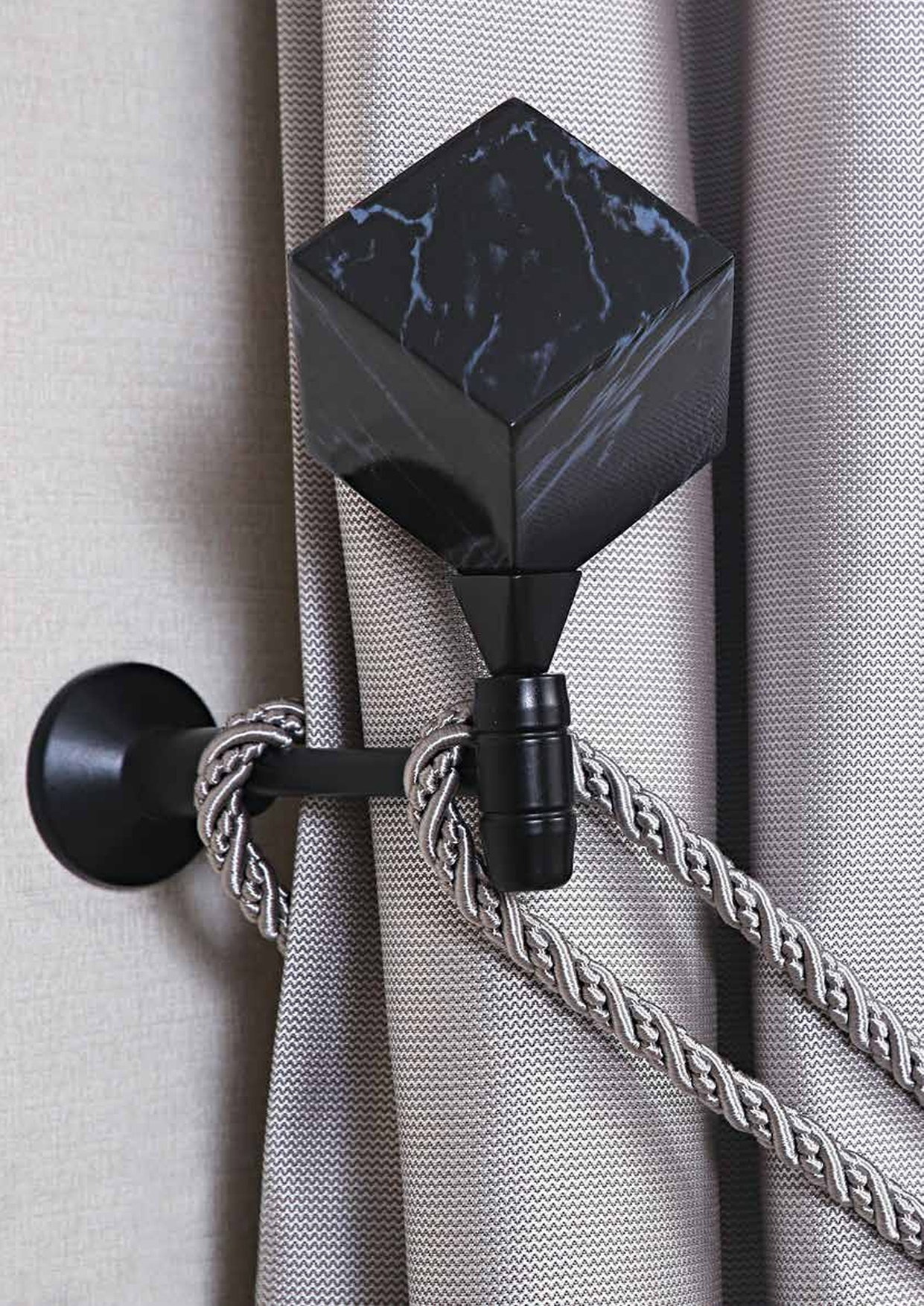 Curtain Tiebacks — image 42