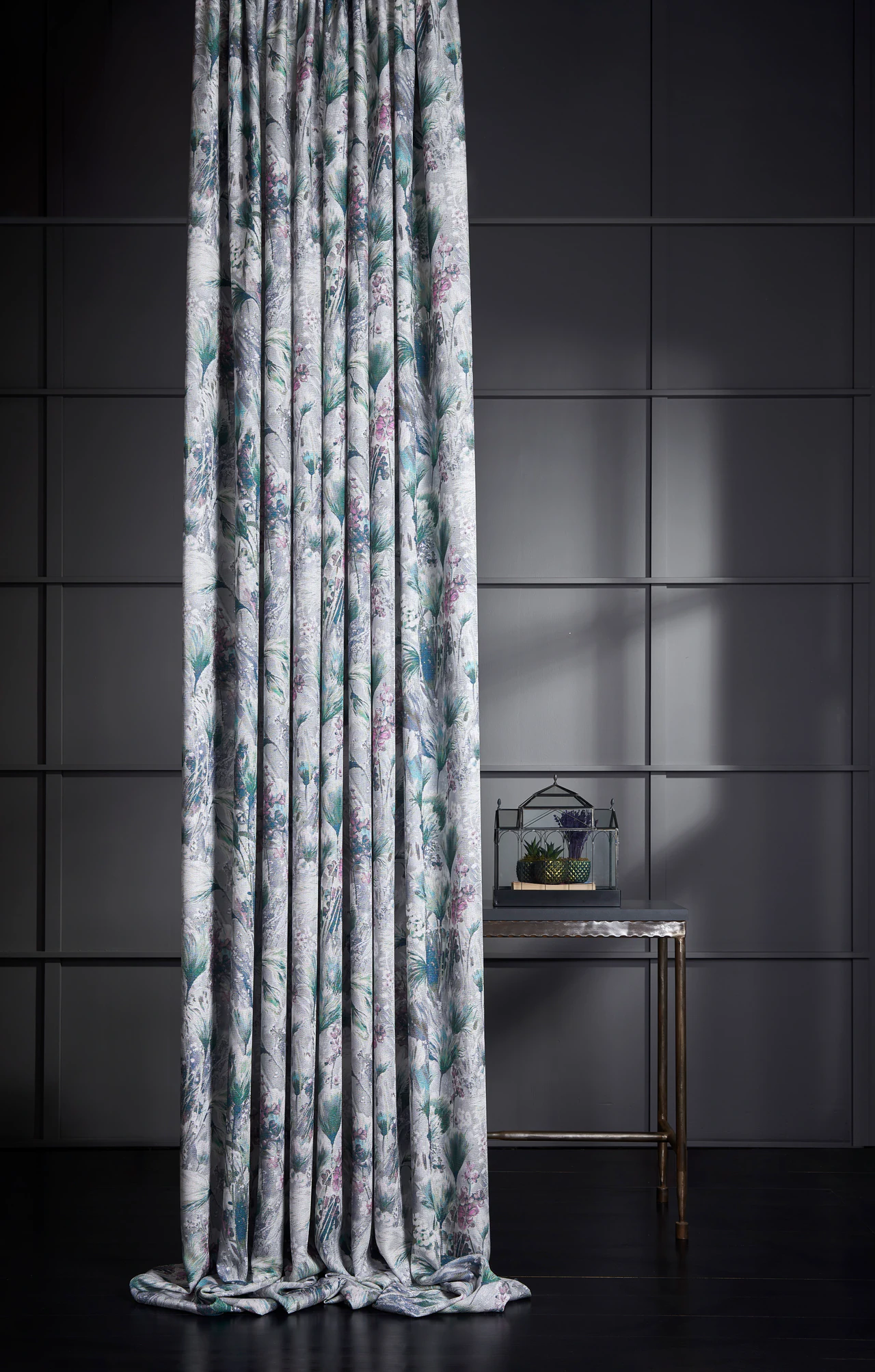 Floral Patterned Curtains — image 2