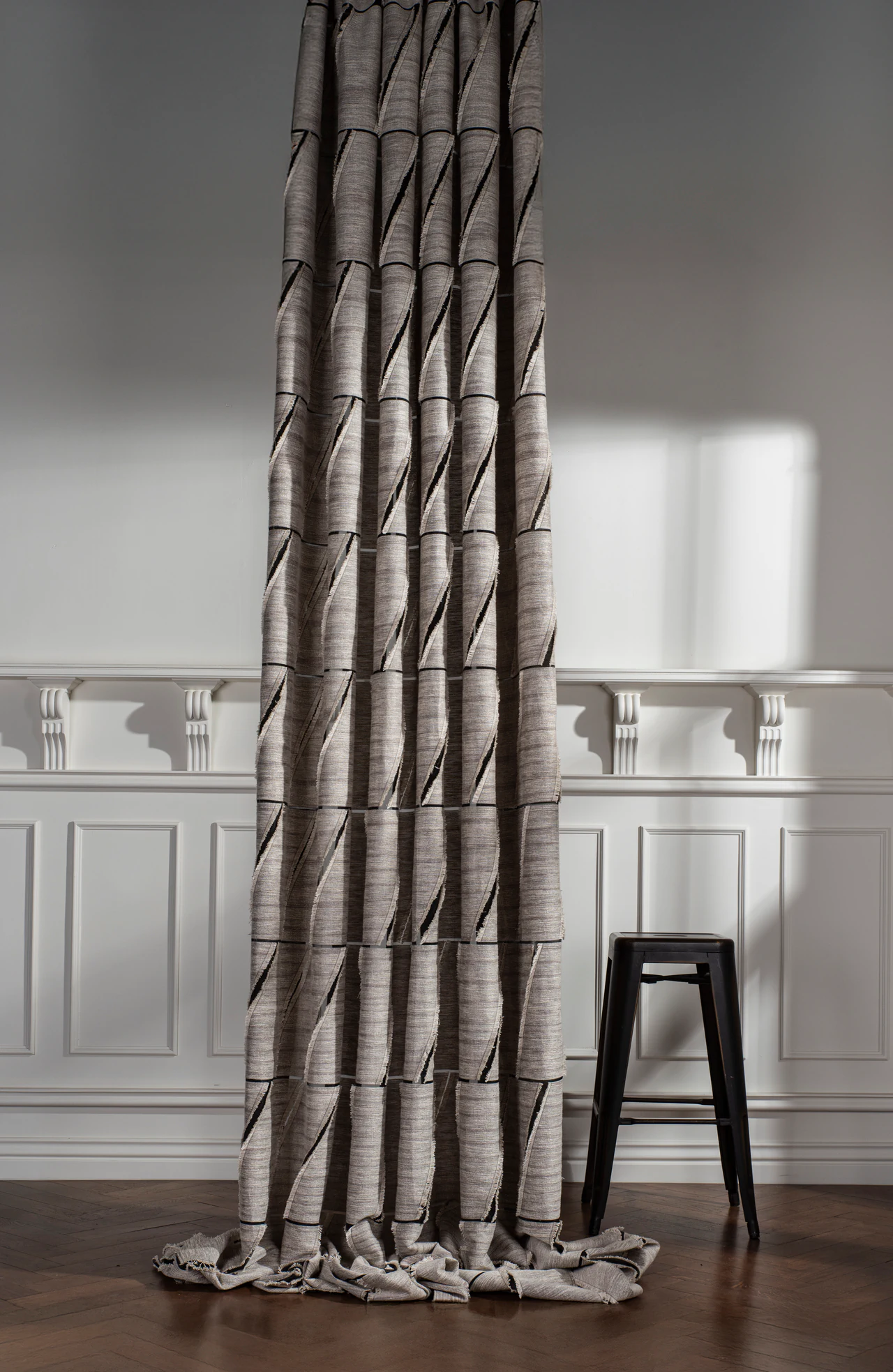Patterned Curtains — image 22