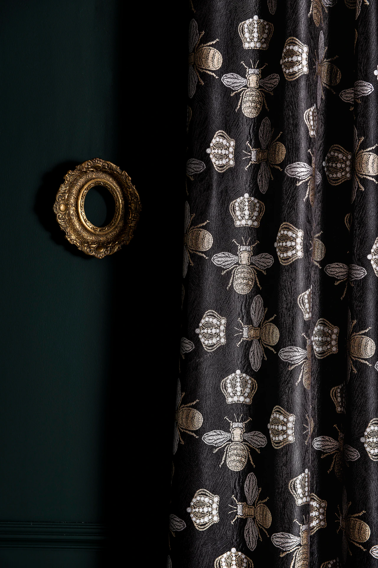 Patterned Curtains — image 38