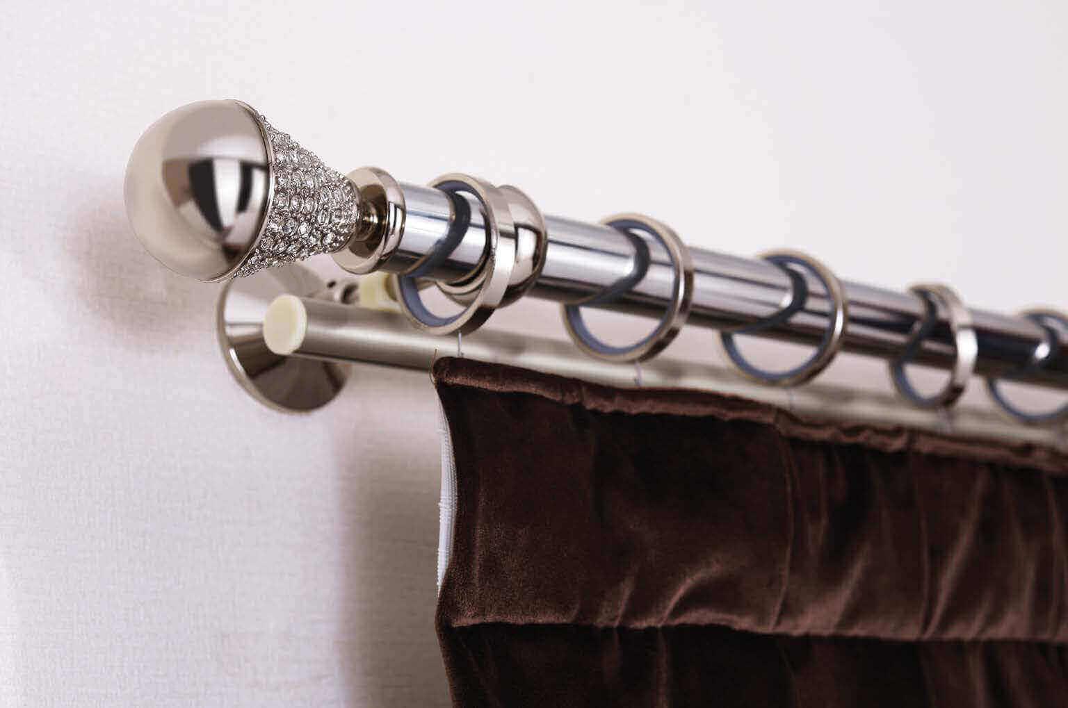 Taşlı perde kolbağı